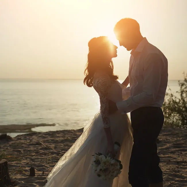 Bryllupspar Ved Stranden
