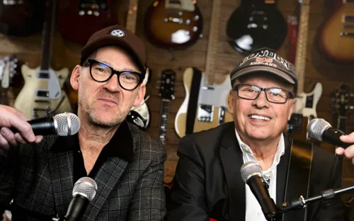 Shu Bi Trio 2500X25000px