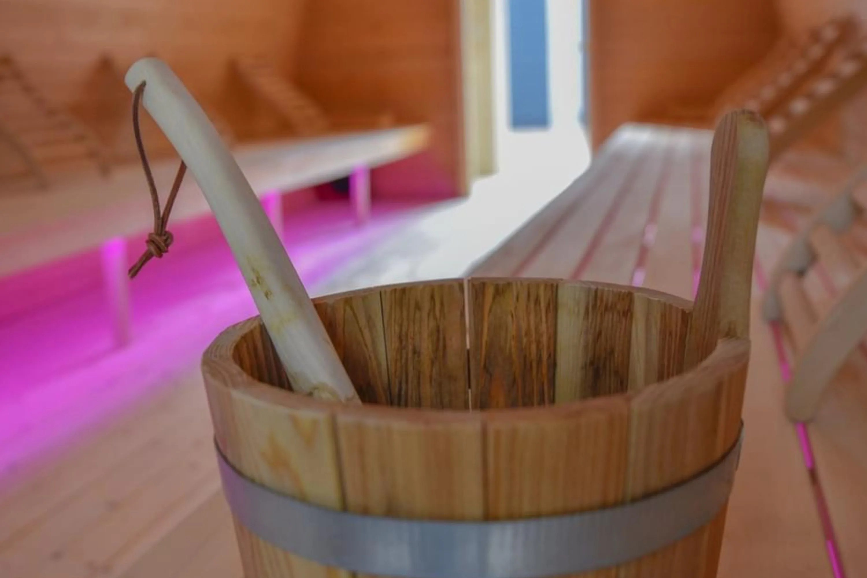 Spand Med Vand I Sauna