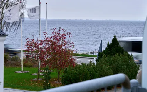 Standard Petit Udsigt Fra Balkon