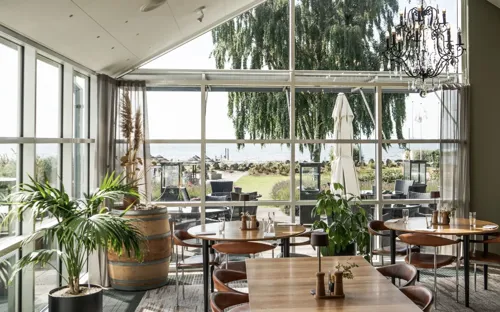 Hotel Restaurant Med Udsigt