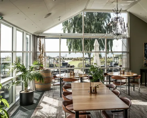 Hotel Restaurant Med Udsigt