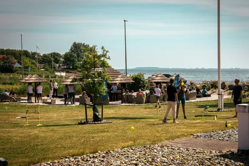Strandbaren Sommer Aktiviteter