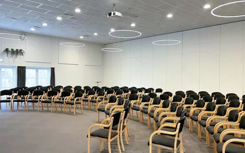 Kongress 2 Halvcirkel Bordopsætning