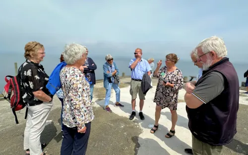 Guidet Tur Til Avernakø